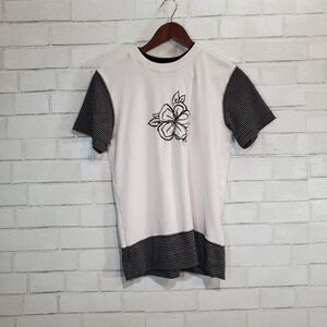 Jaclyn Smith Sport vintage flower tee